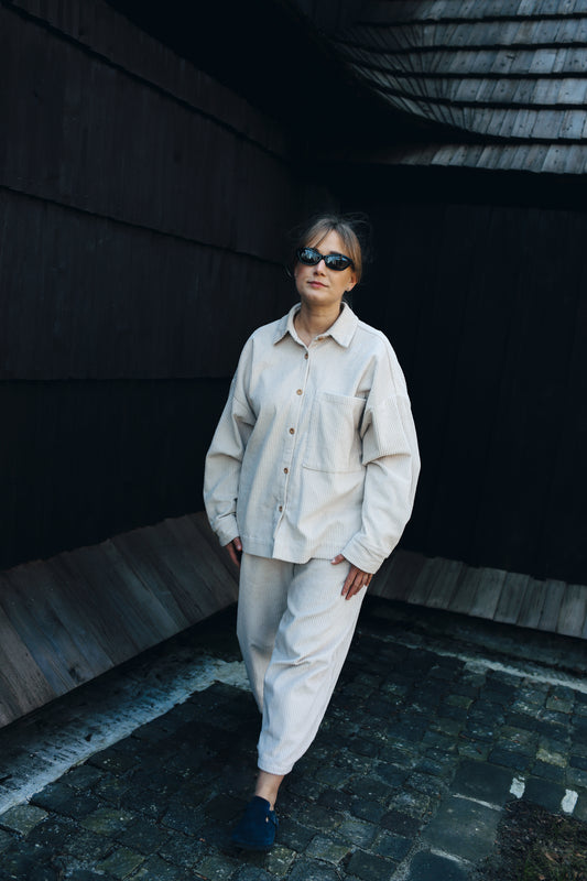 BALUN śmietankowe spodnie o kroju balonowym