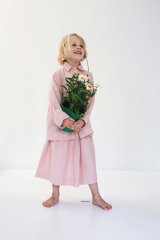 różowa spódniczka flanelowa- model posesyjny