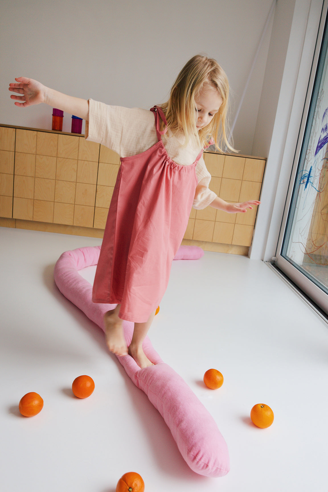 różowa spódniczka/ sukienka na ramiączkach