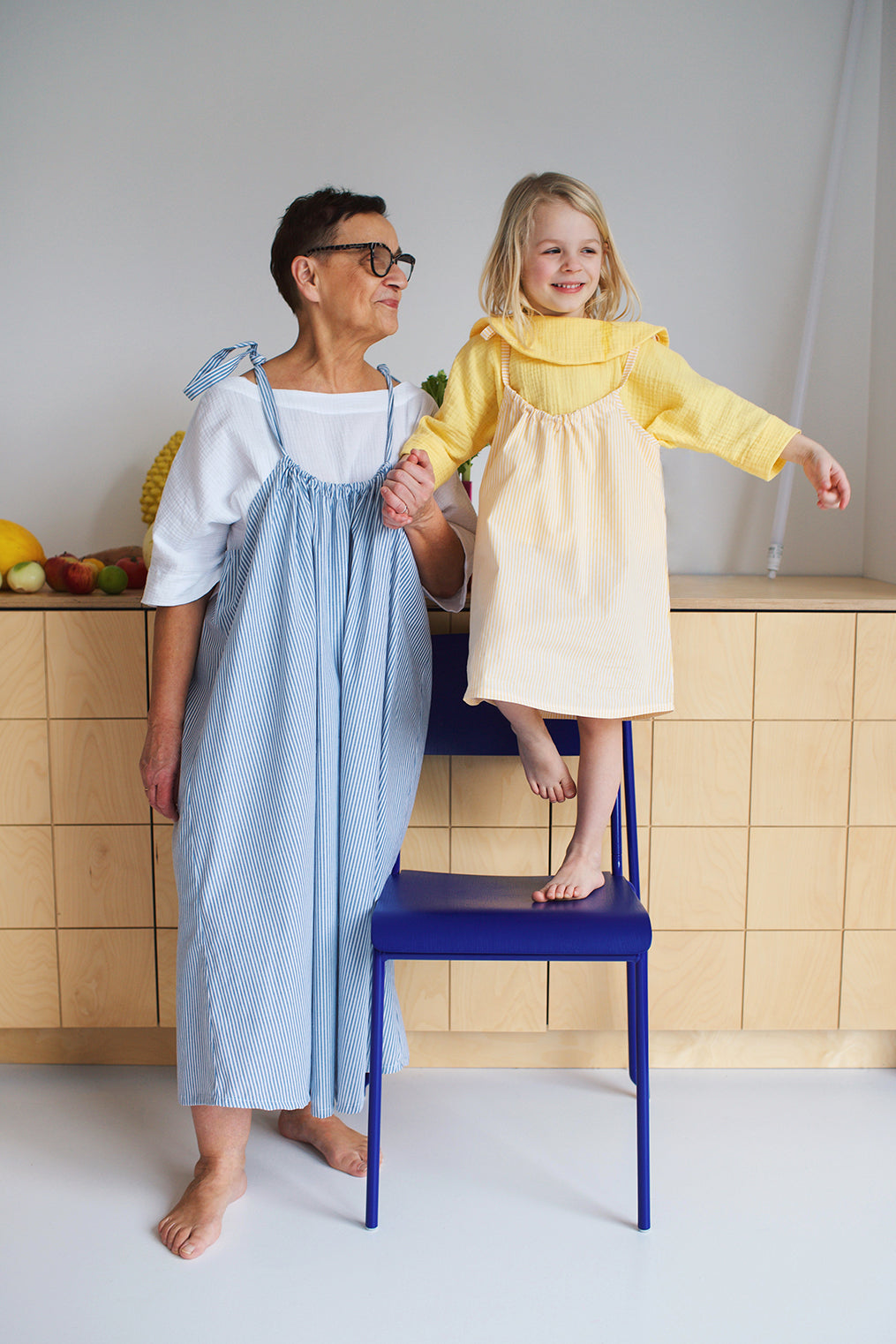 spódniczka/ sukienka na ramiączkach w żółto-białe paski