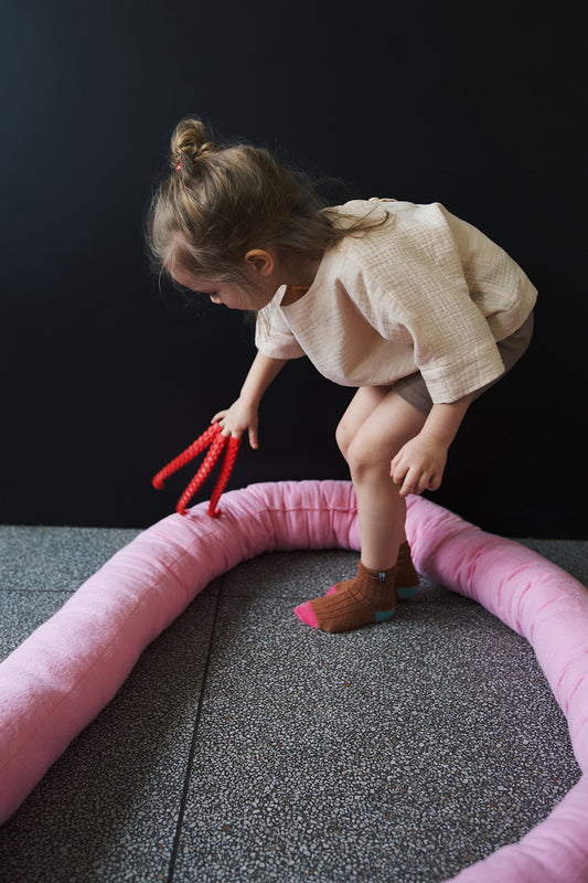 bluzeczka z krótkim rękawem, z guziczkami na plecach