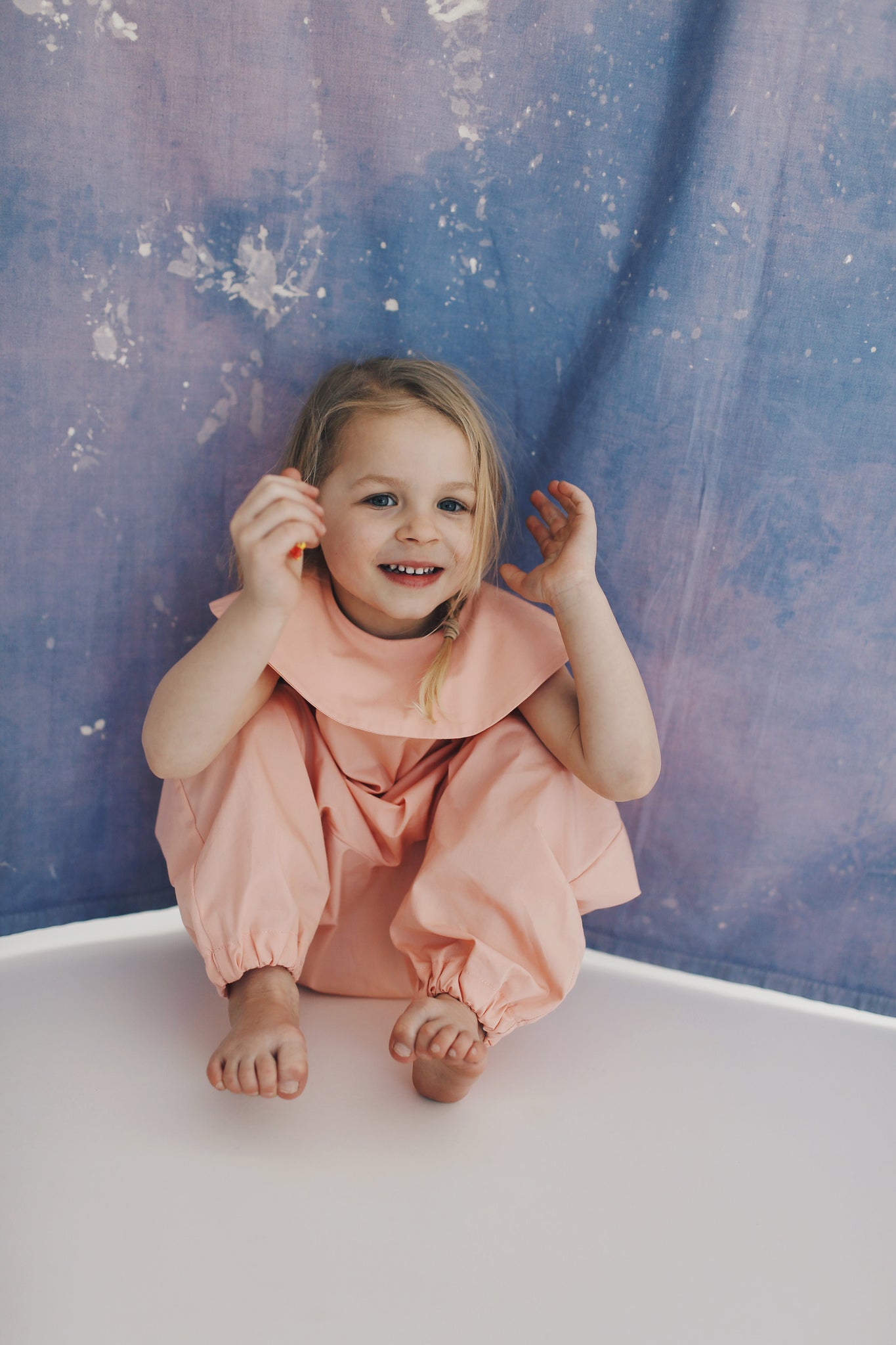 bluzeczka z dużym, okrągłym kołnierzem