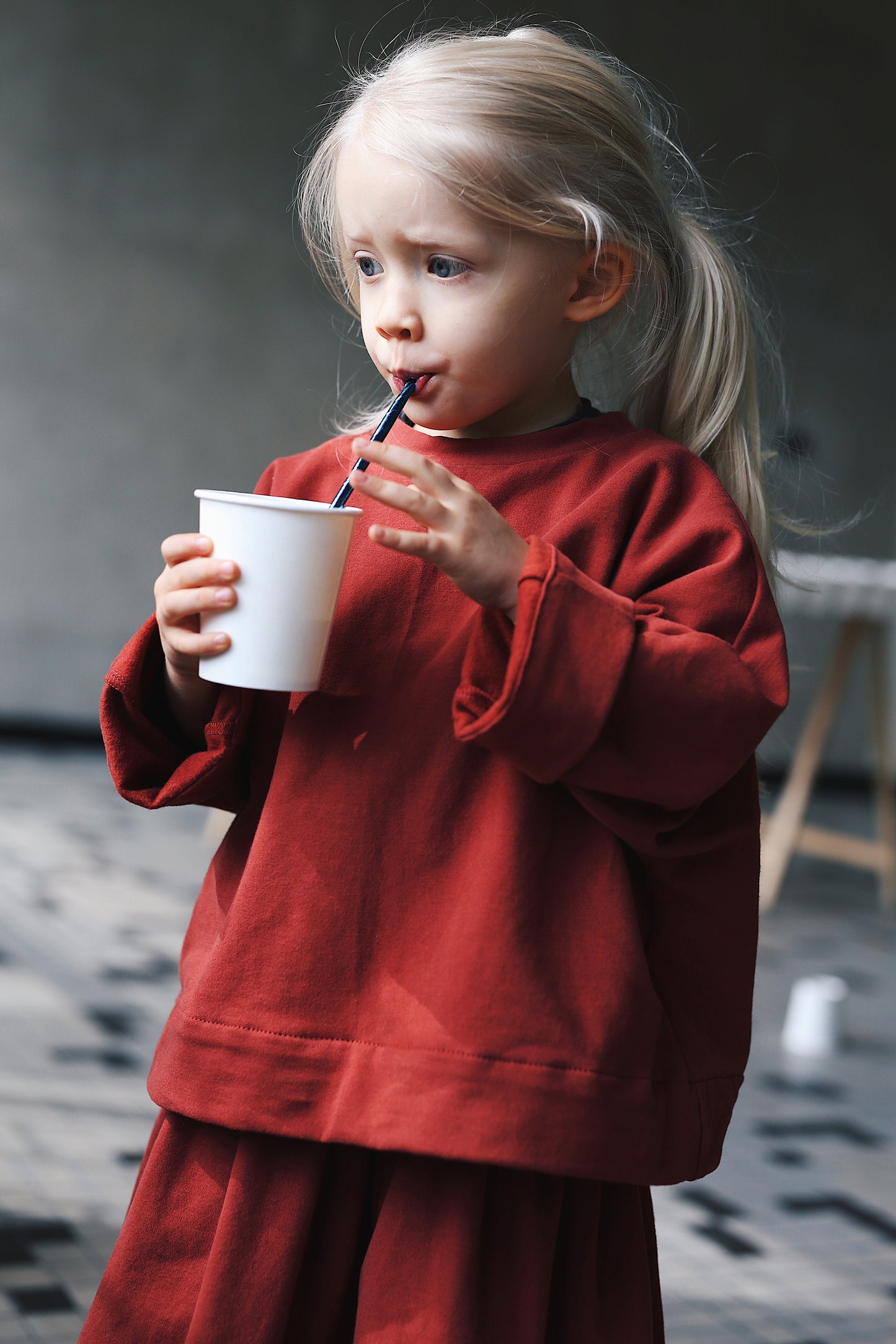 bluza w kolorze rdzy