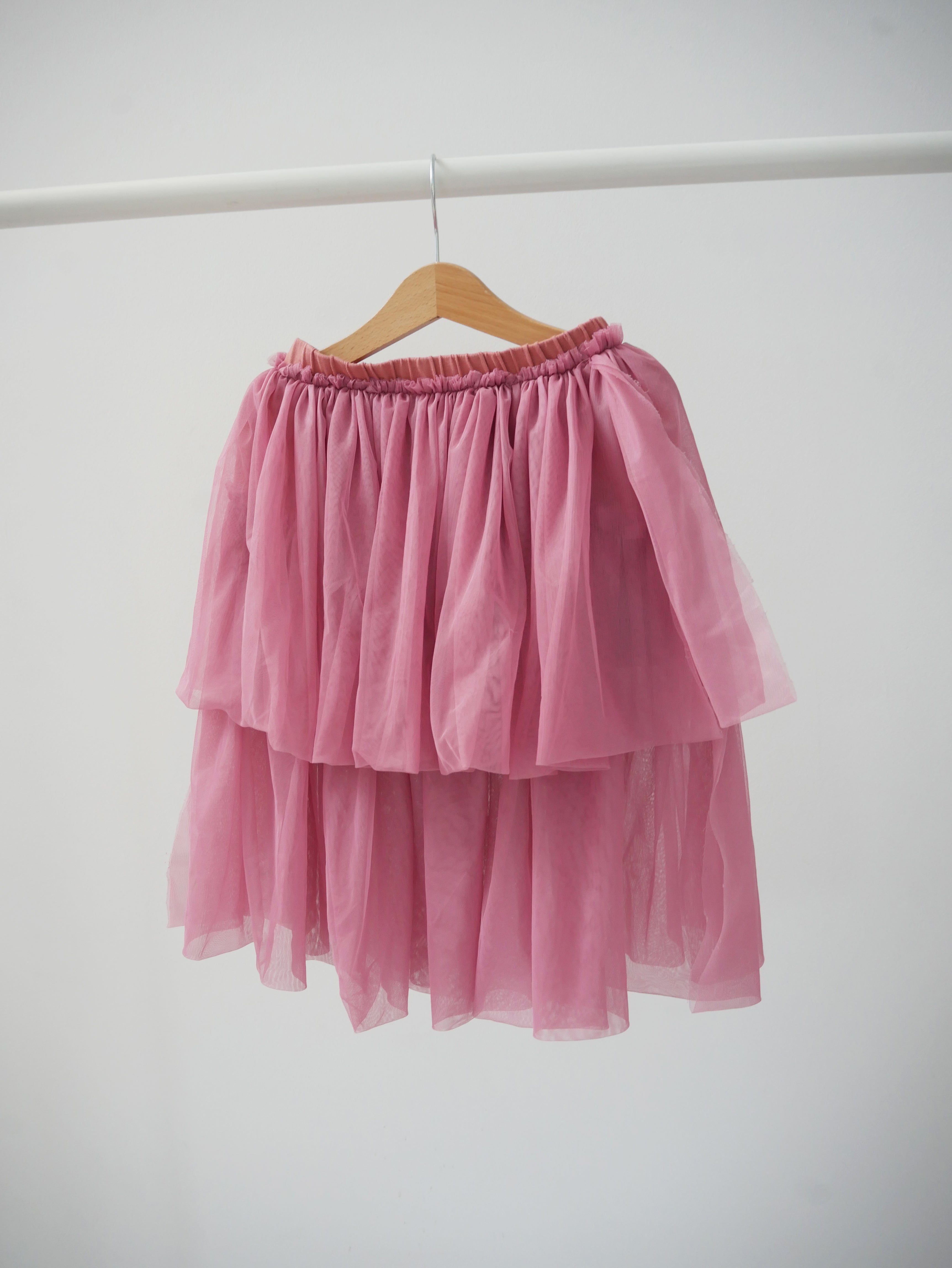 różowa tiulowa spódniczka