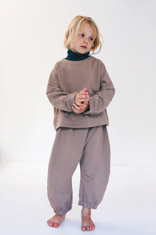 taupe baggy trousers from soft sweat