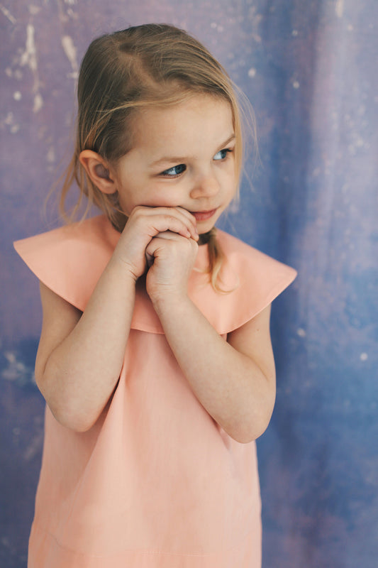 shirt with big, round collar